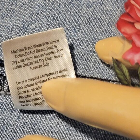 Venus, New, Women's White & Blue, Cargo Style, Mini Skirt, size 14 - Picture 6 of 8